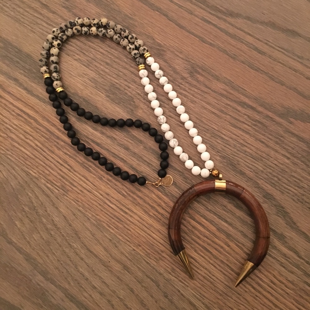 Krystalize Necklace