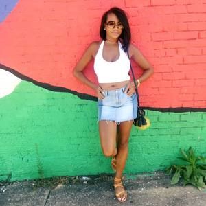 Meet your Posher, Jasmine