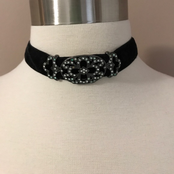 Jewelry - Vintage Velvet Choker