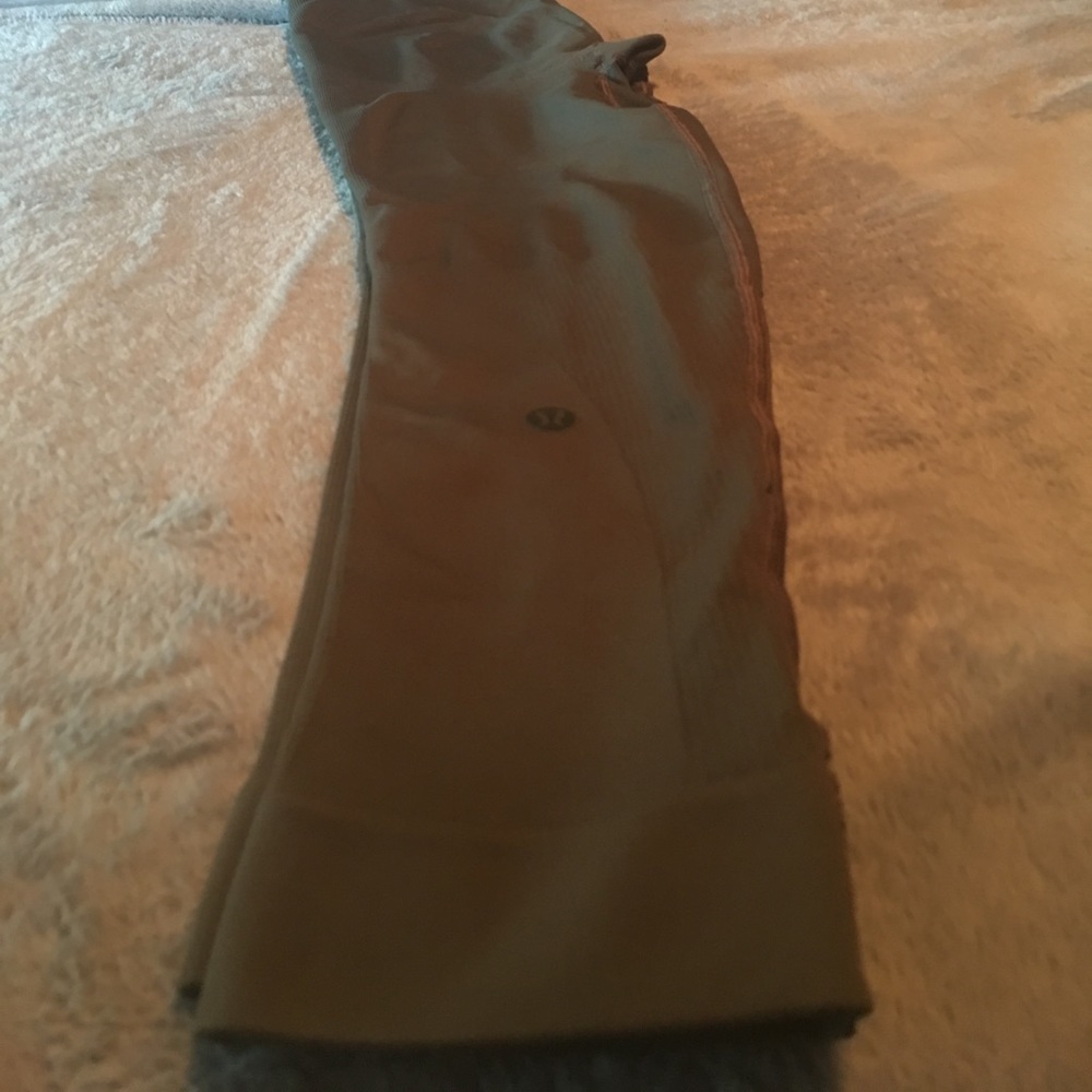 LuLu lemon Capri compression pants