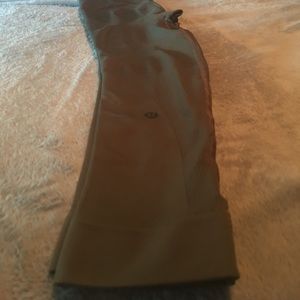 LuLu lemon Capri compression pants