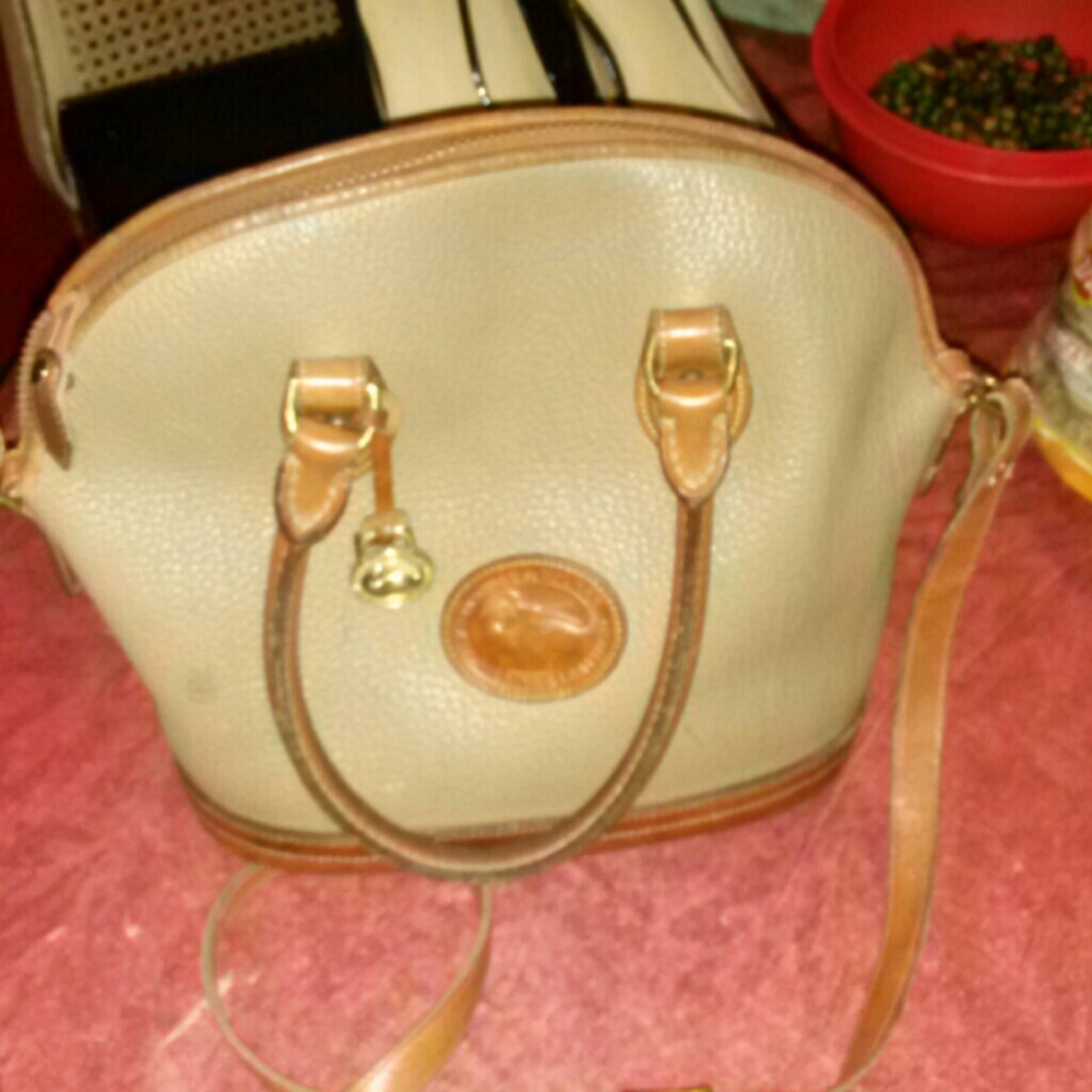 Vintage Dooney and bourke purse