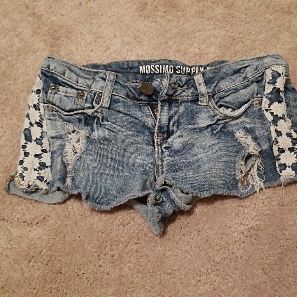 Distress denim shorts