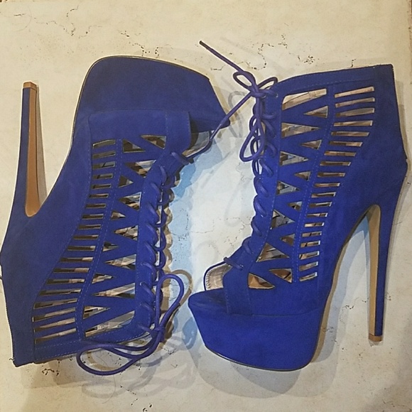 Blue suede high heels - Picture 3 of 4