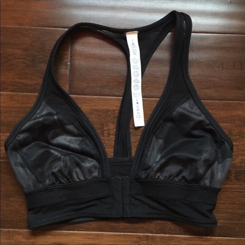 Lululemon floral/mesh front clasp sports bra size2