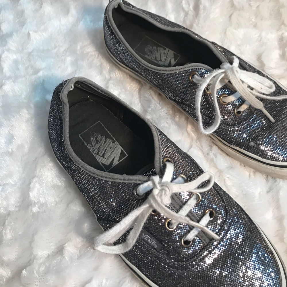 SEQUINS VANS!!!!!