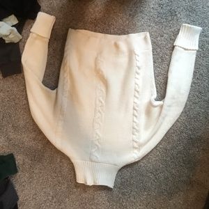 White knitted sweater
