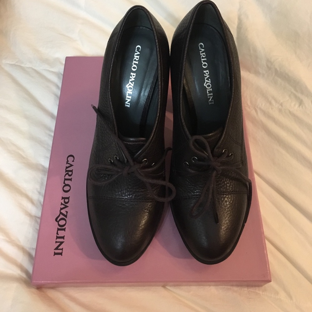 Carlo Pazolini Burgundy lace-up heels