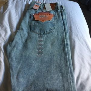 Mens levis new with tags