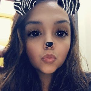 Meet your Posher, Melina