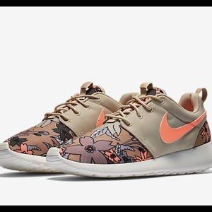 Nike Roshe Run Tropical Orange Floral Print