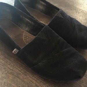 TOMS Corduroy black flats