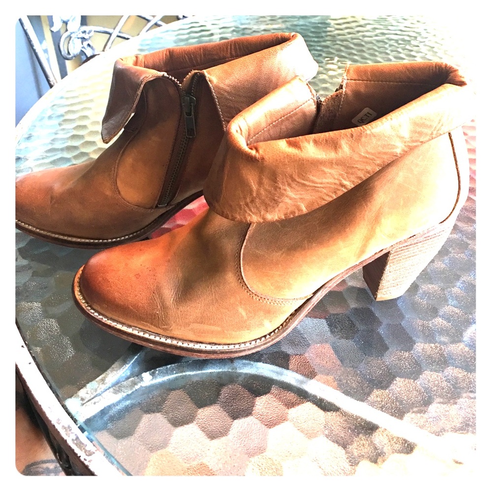 Ankle boots