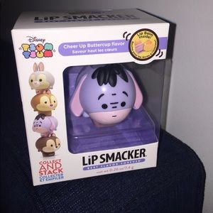 Lip smacker