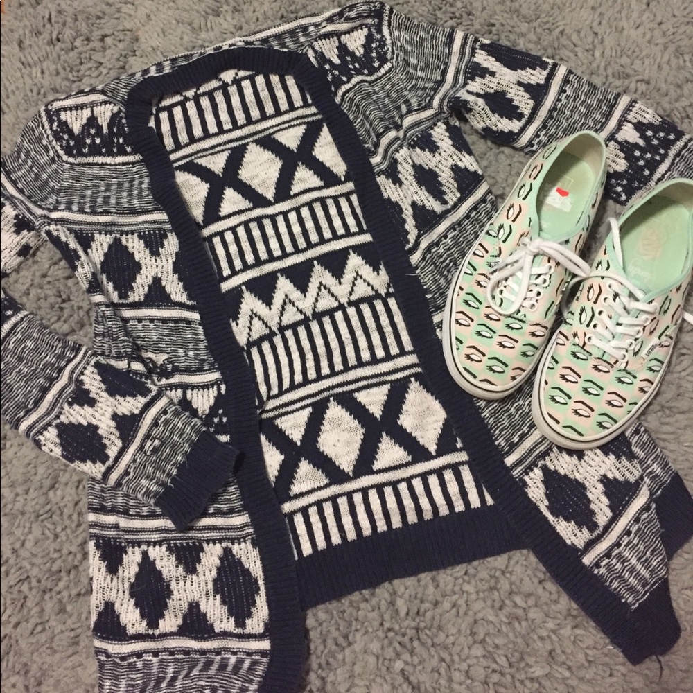 Knit Patterned Cardigan Sweater