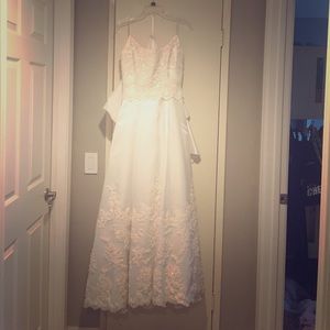 Wedding dress