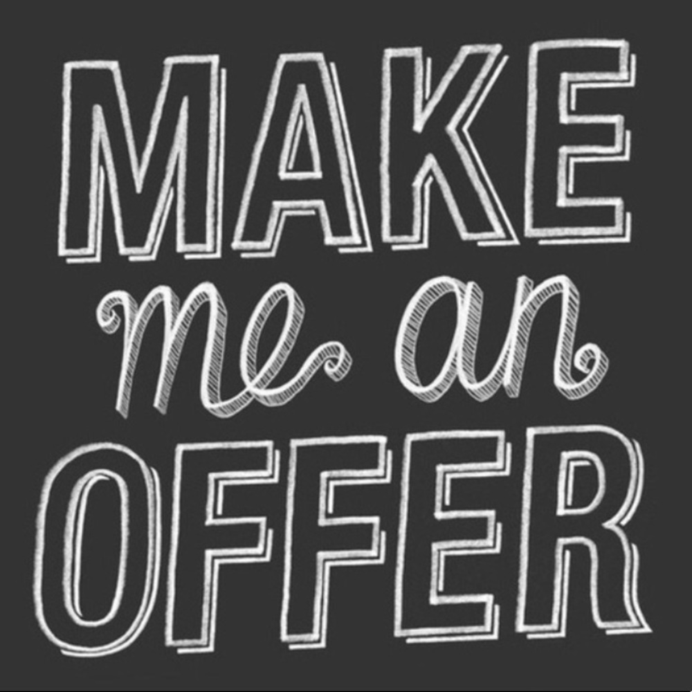 MAKE AN OFFER!! 😋