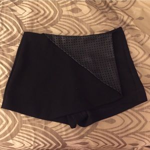 BCBGeneration skort with perforated leather detail