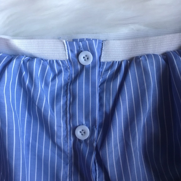 🦋 BLUE & WHITE STRIPED OFF THE SHOULDER TOP - Picture 7 of 8