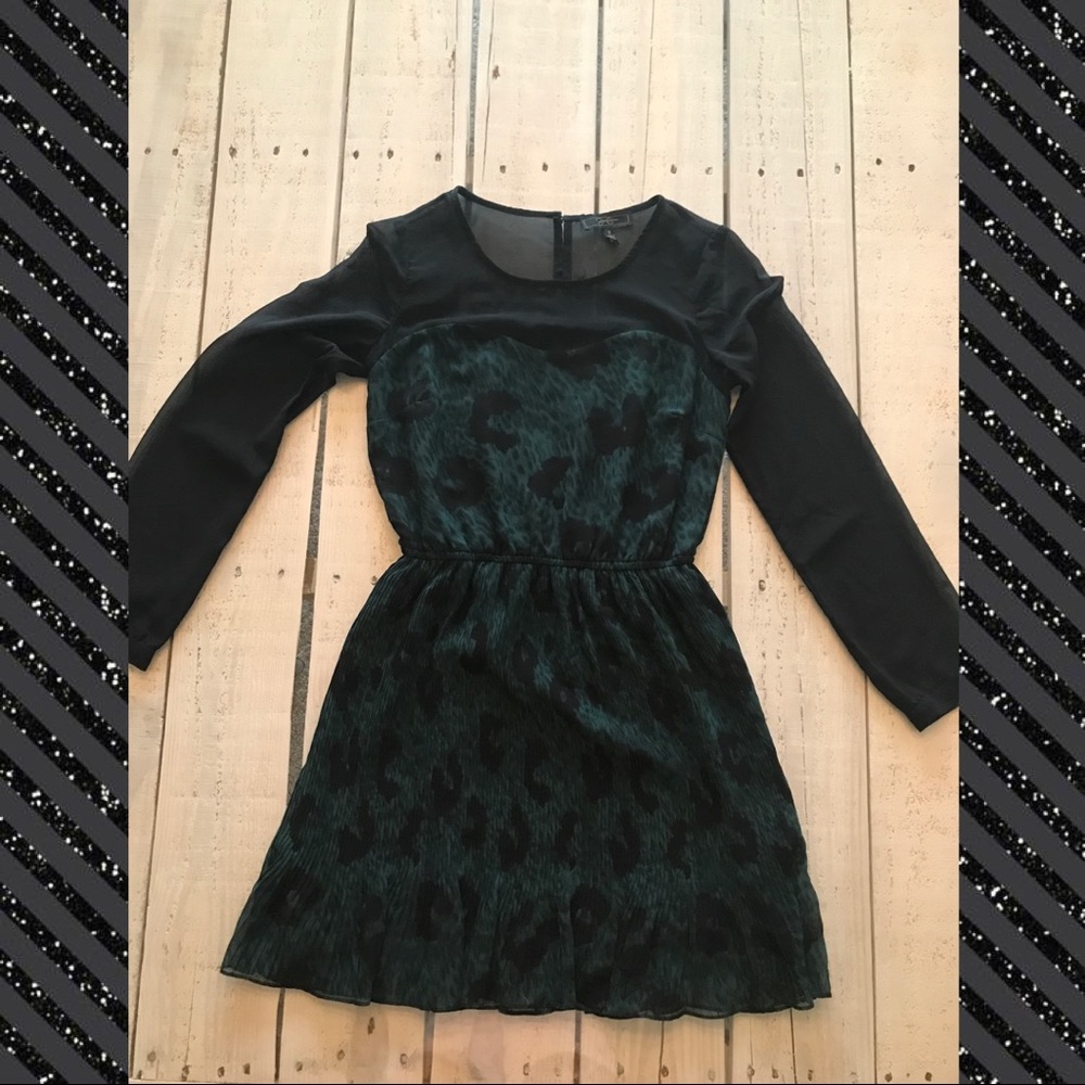 Jessica Simpson Animal Print Long Sleeve dress
