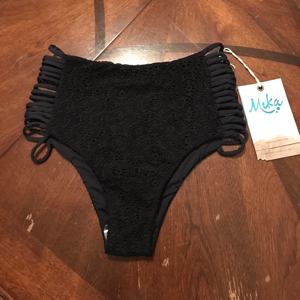Mika Seachic Bottoms