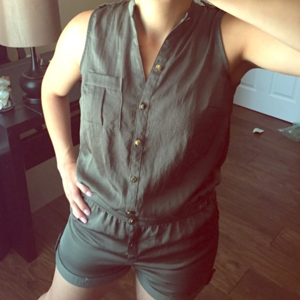 Olive romper