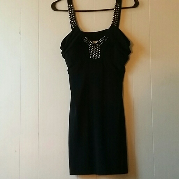 Dresses (S,M,L) - Picture 2 of 3