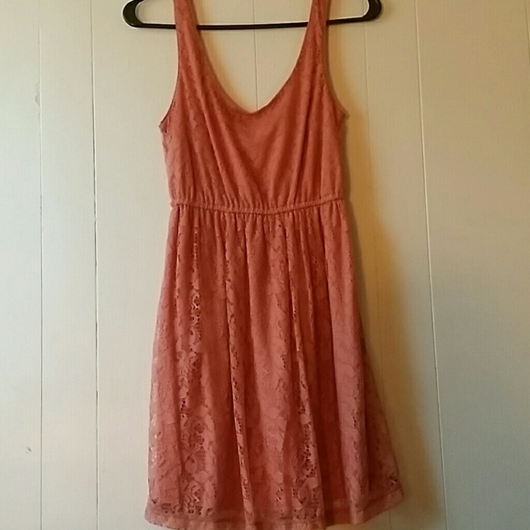 Dresses (S,M,L) - Picture 3 of 3