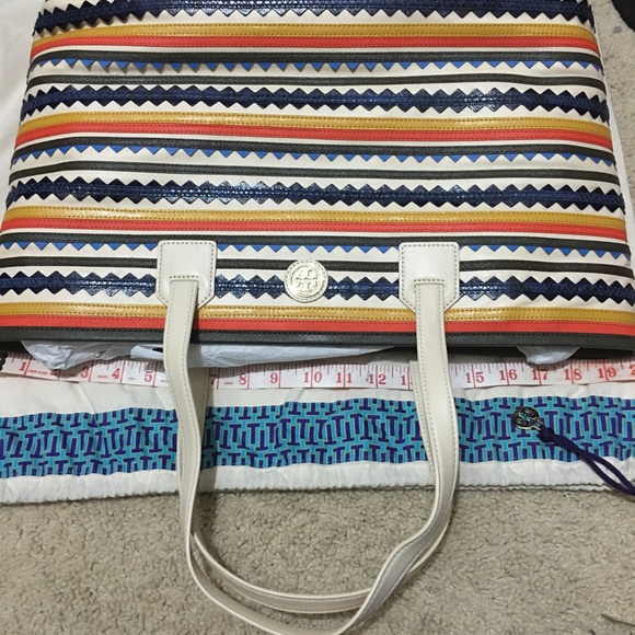 Tory Burch Handbags - Tory burch Tote bag