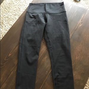 Lululemon black hi rise