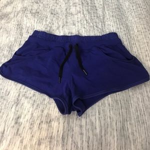 Lululemon purple G1 running shorts size 6