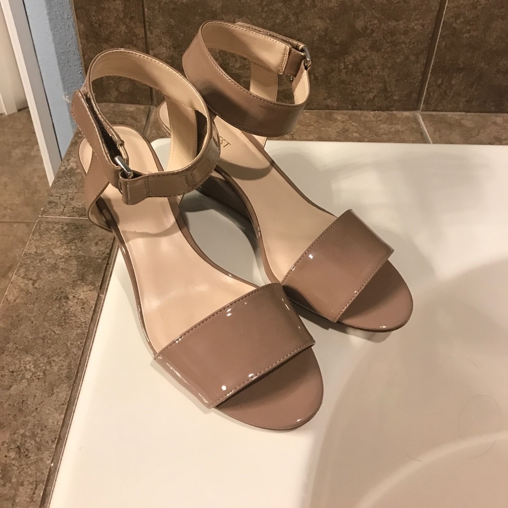 Nine West wedge
