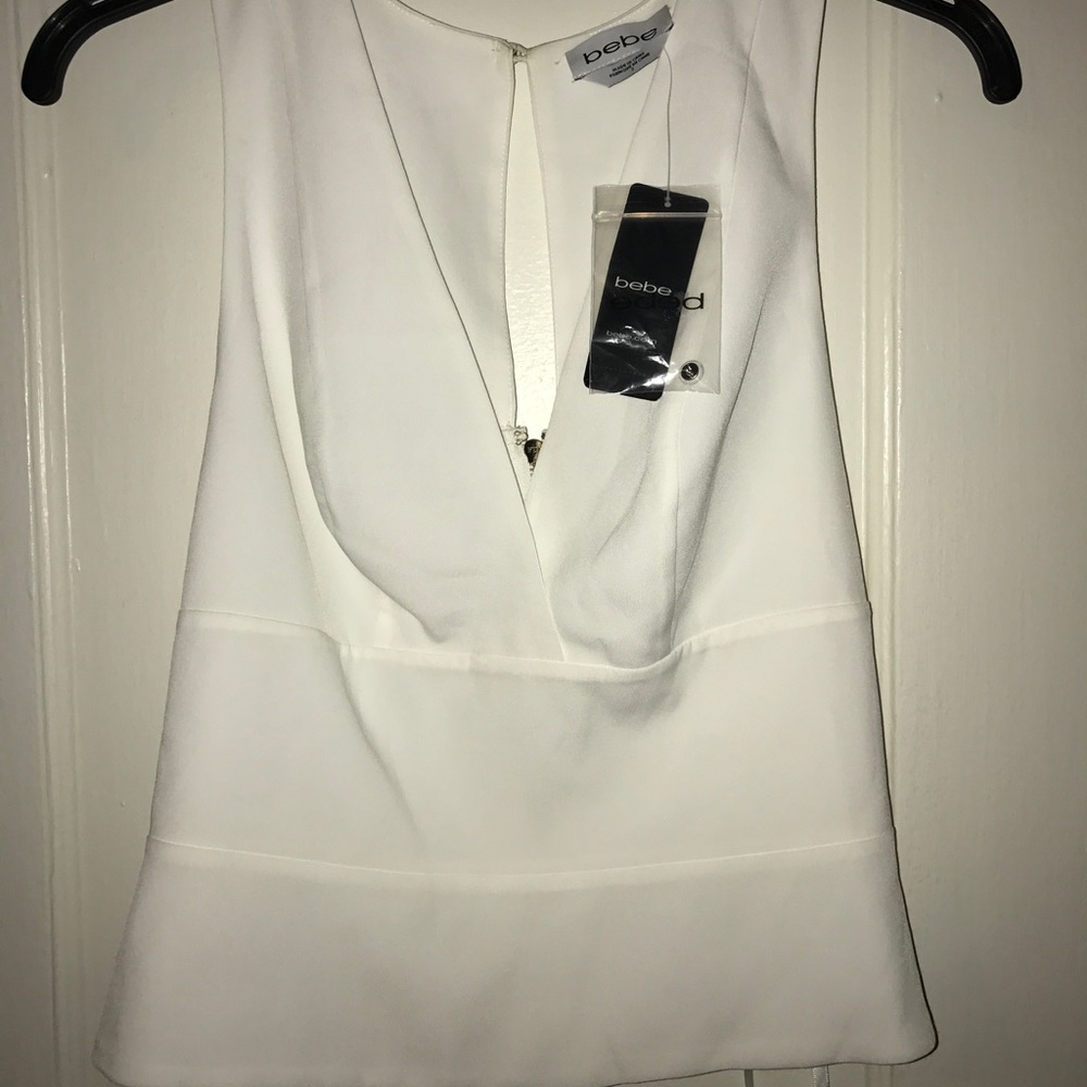 BWT BEBE blouse, with zipper