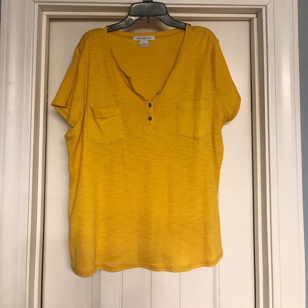 Liz Claiborne tee