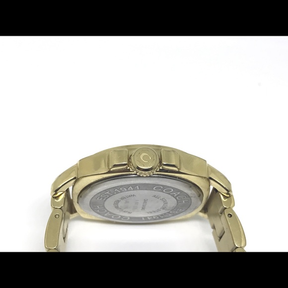 Coach gold tone  steel quartz women's watt - Picture 4 of 5