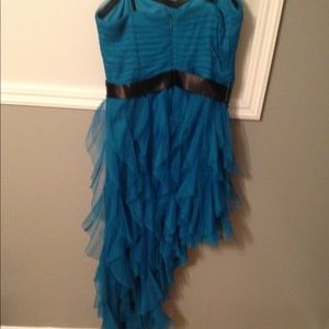 Strapless sideways high low !