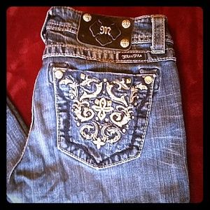 **SOLD** Women's Miss Me Jeans