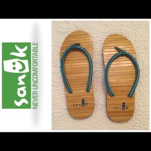 SANUK FLIP FLOPS ☀️🏖👙🏄‍♀️