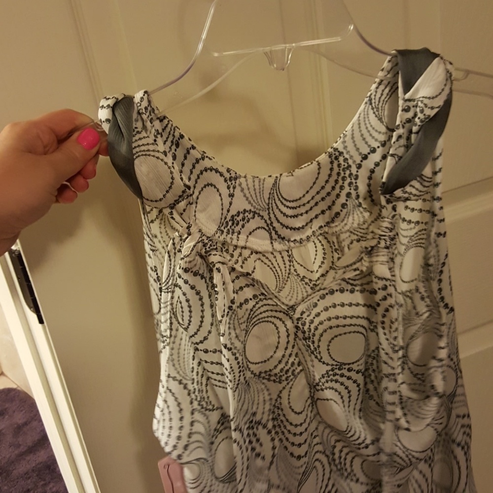 Sheer patterned blouse - Picture 4 of 4