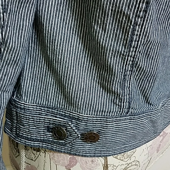 Talbots Jacket. - Picture 4 of 8