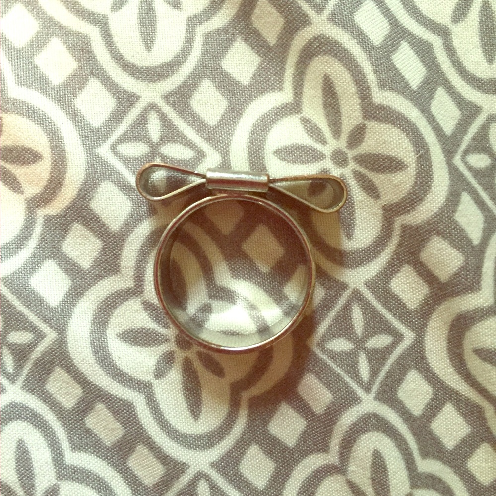 Bow ring