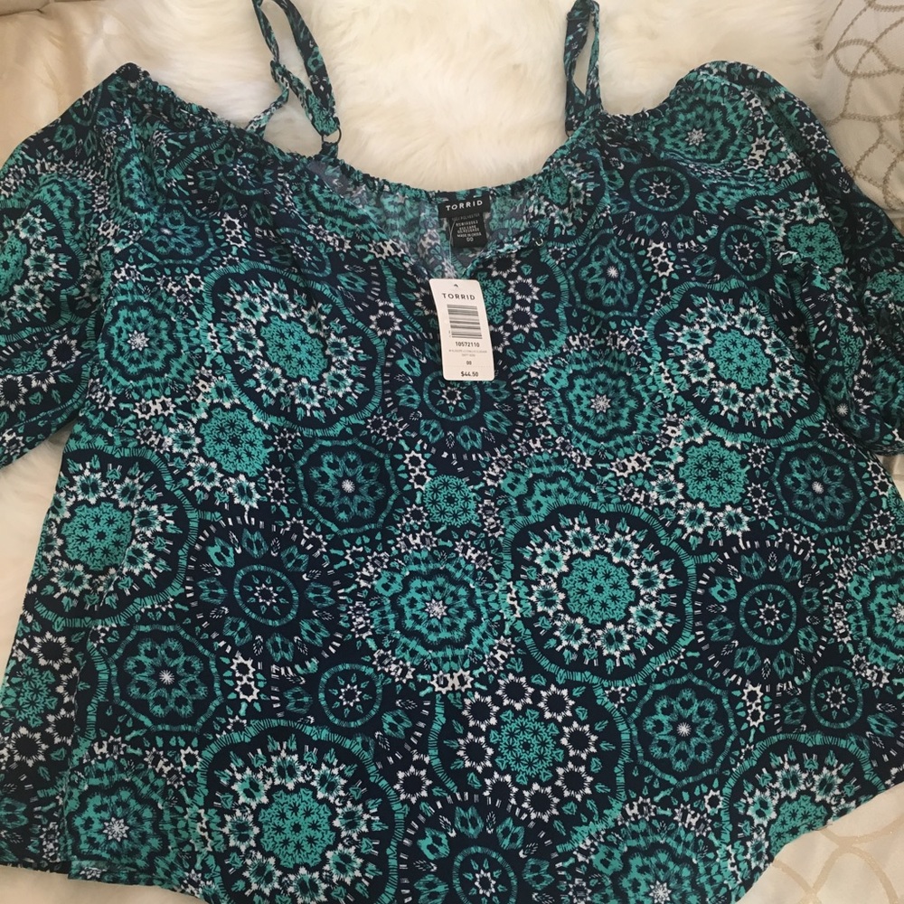 ⭐️Price Drop⭐️Torrid Top Size 00