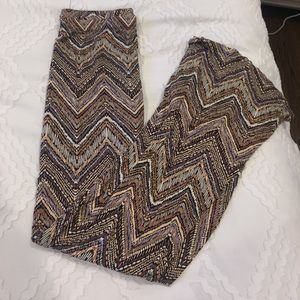 Patterned flare pants