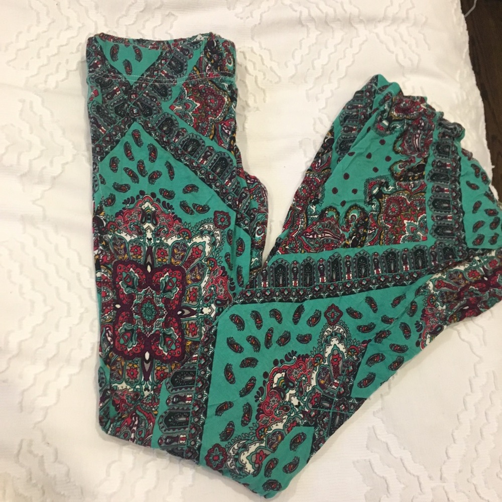 Patterned flare pants