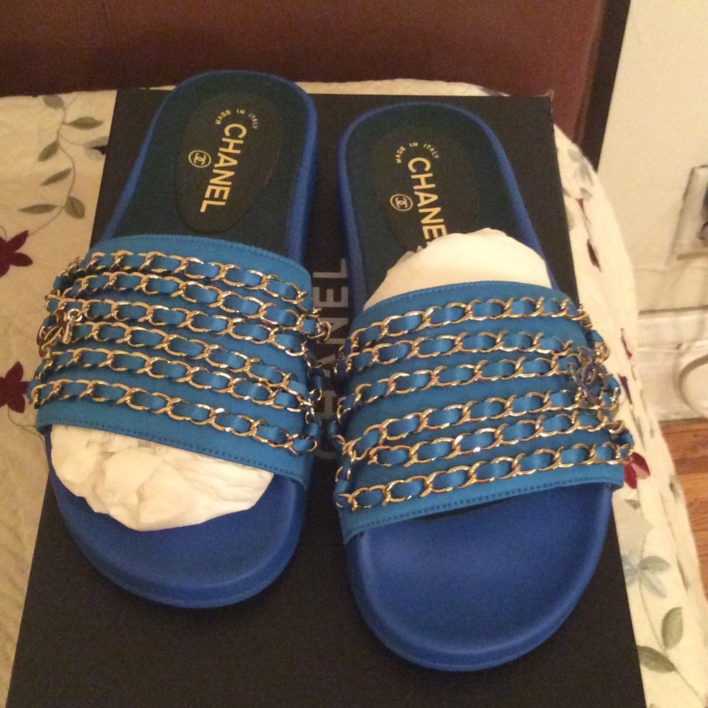 ❌SOLD❌Authentic Chanel mules - Picture 1 of 5