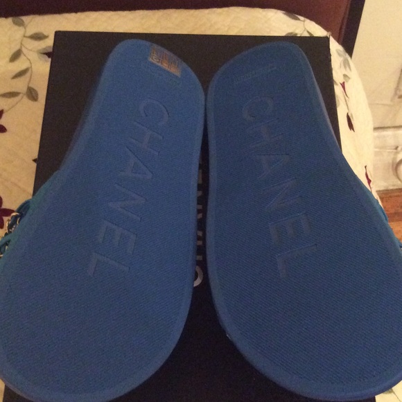 ❌SOLD❌Authentic Chanel mules - Picture 4 of 5