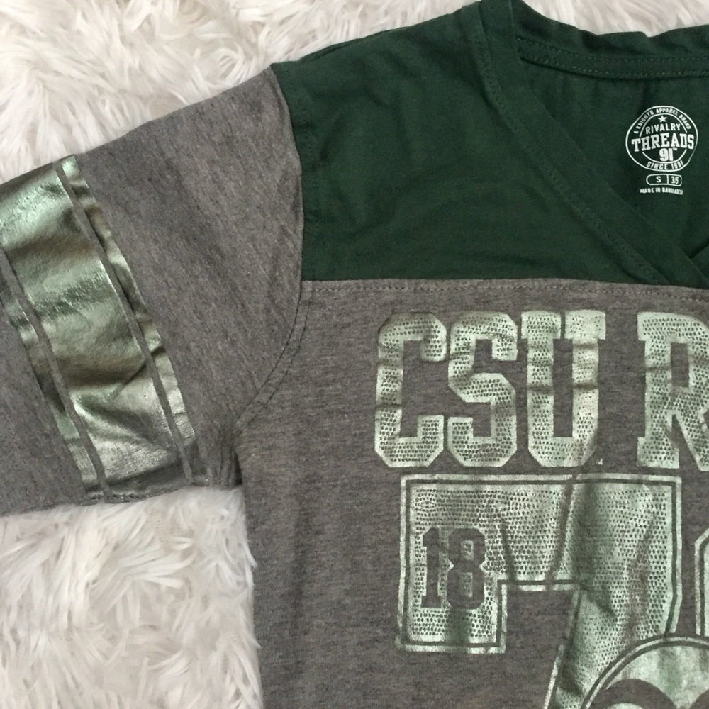 💥4/$25💥 Cute Fitted CSU Rams Shirt - Like New
