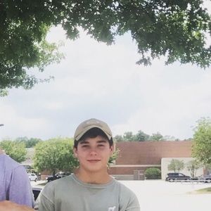 Meet your Posher, Jonathan