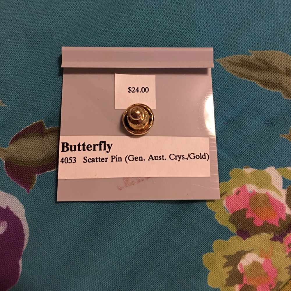 GIFTED🦋Premier Jewelry Butterfly Pin🦋 - Picture 2 of 2