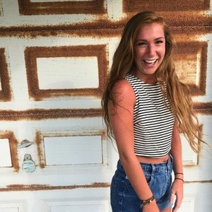 Meet your Posher, Nicole